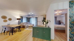 Cosy, new 2 bedroom near Port